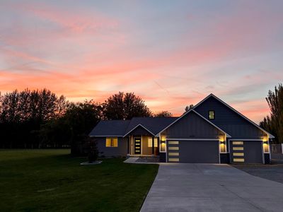 4403 Mount Daniel Ct