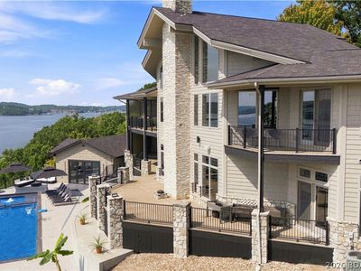 1104 Beacon Point Cir