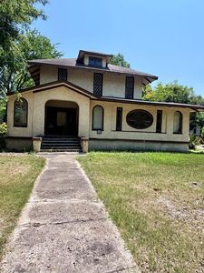 420 S Washington Ave