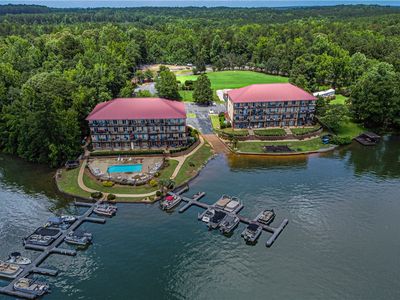 111 Lee Road 802