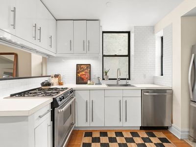 157 Ludlow St APT 2R