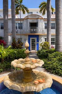 439 15th St APT 11