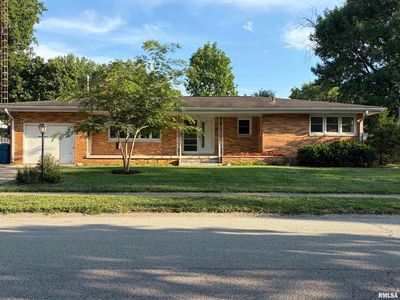 2130 Barberry Dr