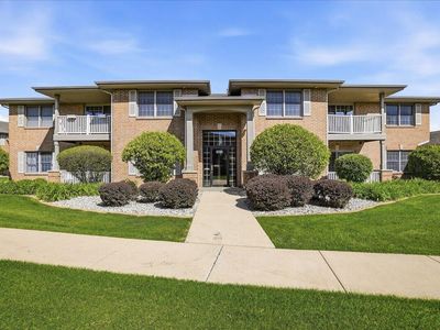 9735 Wildwood Ct Unit 2-B