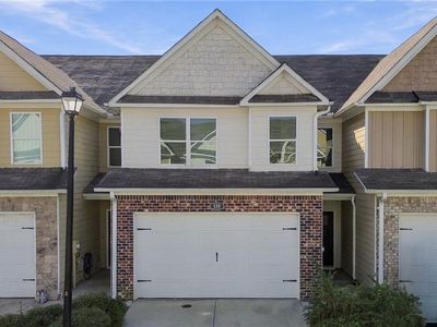 110 Squarewood Ln