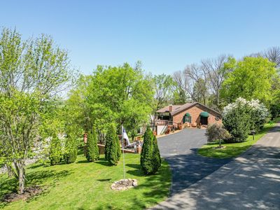 204 Hogan Ln