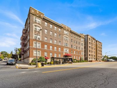 6045 Boulevard East APT 4B