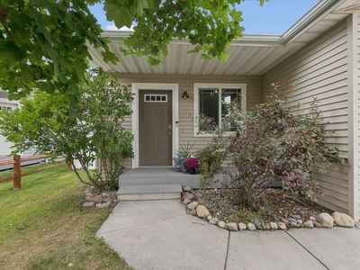 252 Empire Loop