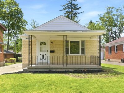 1136 Croyden Dr
