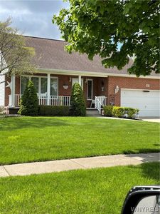 43 Garnet Dr