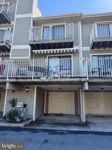 109 123rd St Unit 3