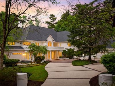 230 N Chambord Dr NW