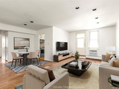 40 Daley Place #40-227