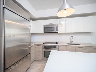 1300 Brickell Bay Dr APT 710