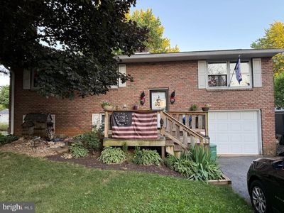 1411 Esther Dr