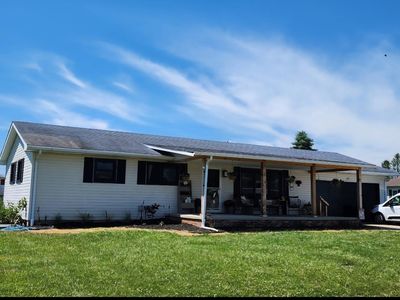121 Queen Dr