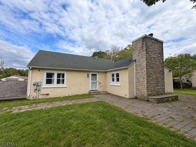 2 Melba Dr