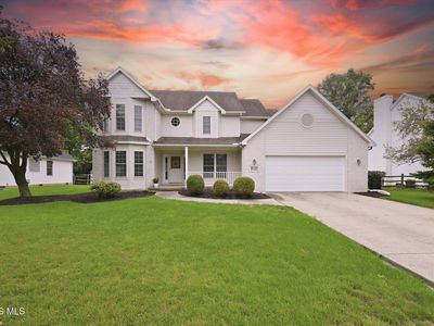 Property at 8127 Silverstone Dr, Waterville, OH
