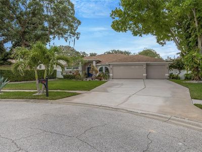 727 Hidden Lake Dr