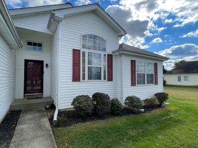 121 Garrisons Lake Blvd