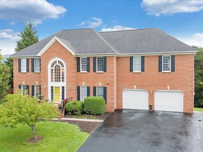 5018 Carter Grove Ln