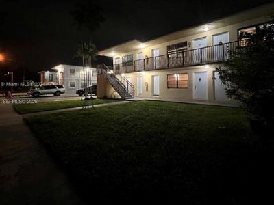 6780 SW 44th St APT 1