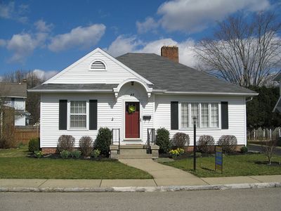27 Huron Rd