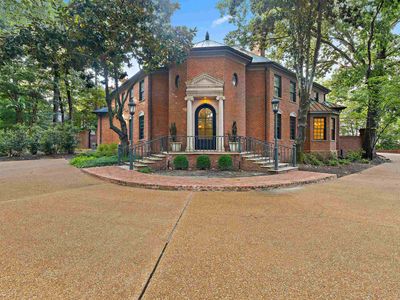 425 N River Oaks Rd
