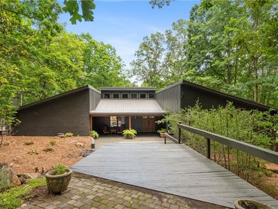 10775 Shallowford Rd