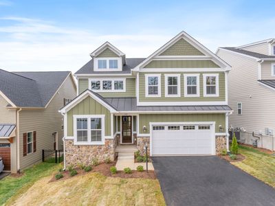 E Eight Applewood Dr
