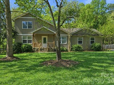 2036 Hickory Hills Dr