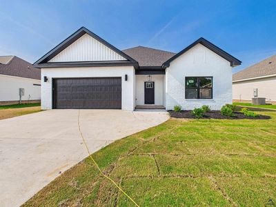 122 Early Dr