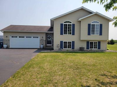 2545 GOLDEN EAGLE ROAD