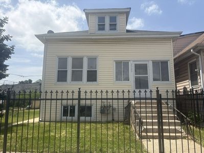 2320 N Mulligan Ave