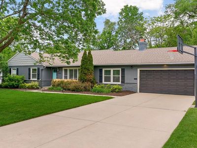 5826 Fontana Dr