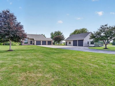 5542 E L T Townline Rd