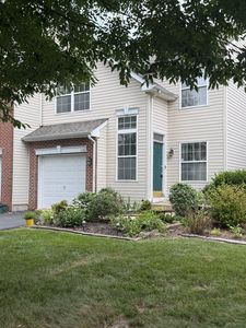 102 Hunt Club Dr