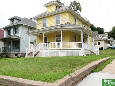 937 S 38th Ave