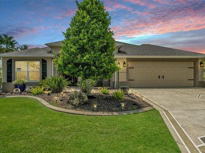 1885 OAKCREST PATH