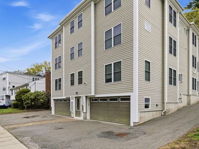 829 Lagrange St Unit 3