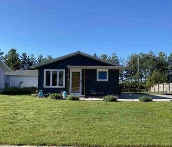 Property at 121 Shelly Dr, Sheboygan Falls, WI