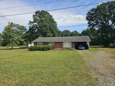 262 Hampshire Dr