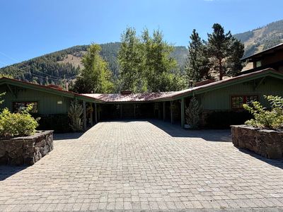3119 Warm Springs Rd #1-4