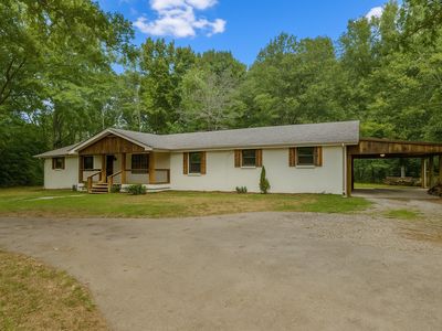 6838 Old Clarksville Pike