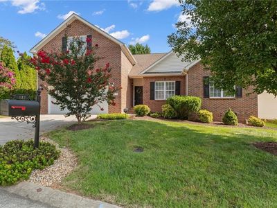 127 Brooks Landing Dr