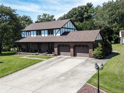 196 White Oak Dr