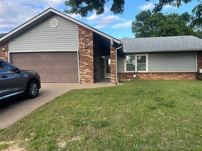 3111 S 149th East Ave