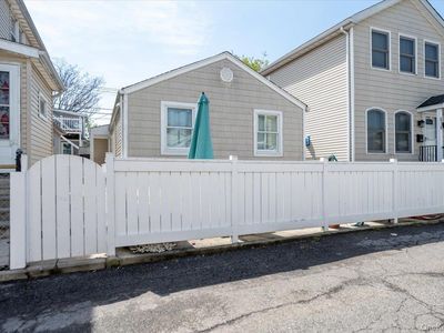 64D Edgewater Park #64D