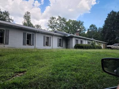 853 County Road 608
