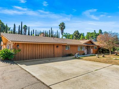 13761 Whispering Meadows Ln